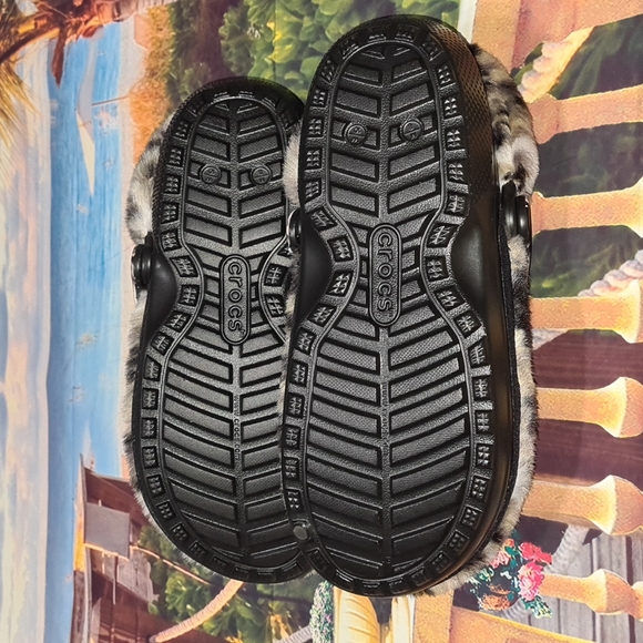 Crocs Classic Fur Clogs Sandals Animal Print NWT - Picture 8 of 10